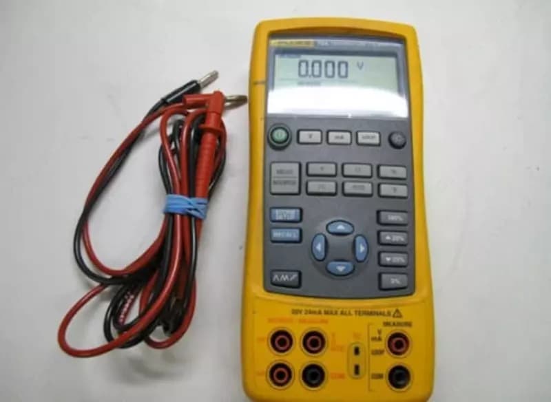 Калибратор измерителей температуры ”Fluke” 724 (Арт. - 262479) — 3