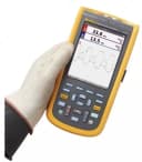Fluke 123B — промышленный портативный осциллограф (20 МГц)