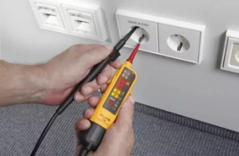 Тестер с поверкой Fluke T90 — 2