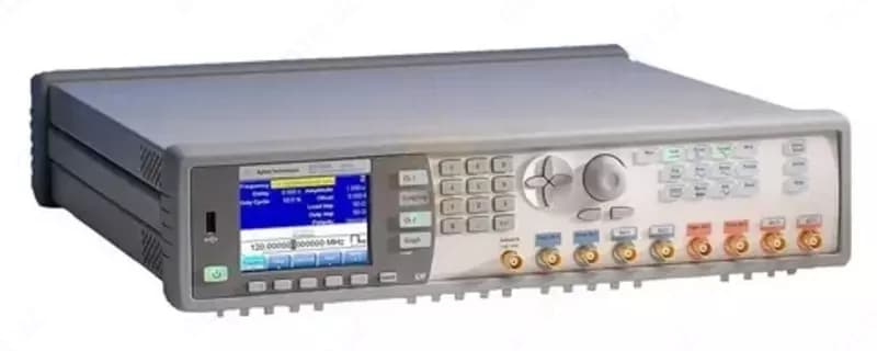 81150A-001. Генератор сигналов специальной и произвольной формы — 1