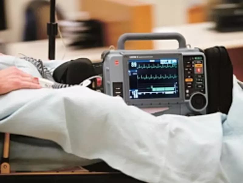 Lifepak 15 Дефибриллятор-монитор — 2