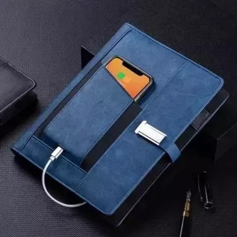 PREIUM ПОДАРКА Ежедневник с флешкой и Беспроводной зарядкой 8000mAh — 1