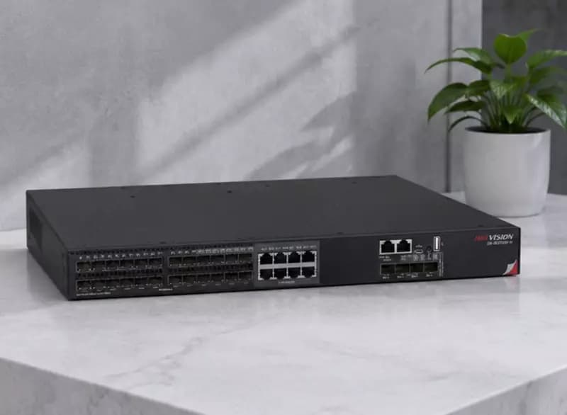 Коммутатор DS-3E3728F-H — 4