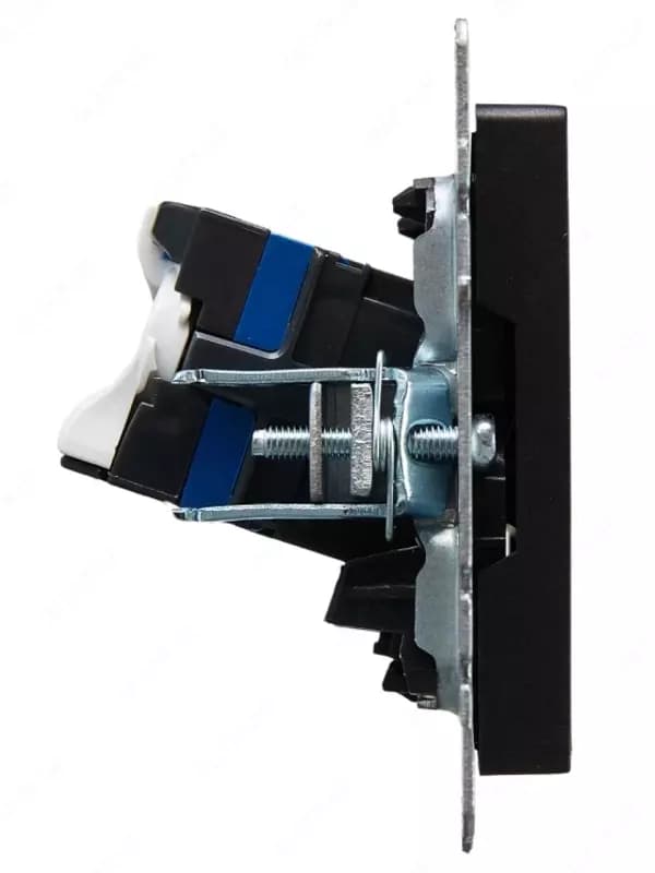 Розетка компьютерная BRITE 2-ая RJ45 кат.6 РК11-2-БрЧ черный IEK — 2