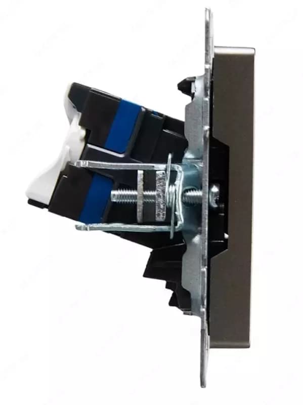 Розетка компьютерная BRITE 2-ая RJ45 кат.6 РК11-2-БрС сталь IEK — 2