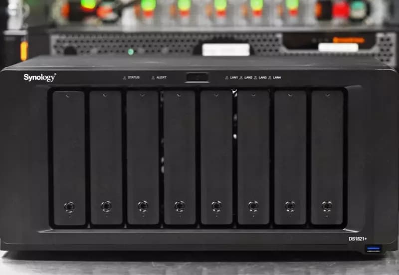 Сетевое хранилище Synology DiskStation DS1821+ — 4