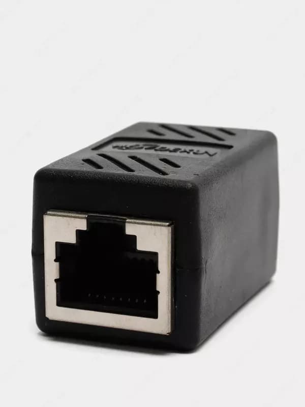 Соединитель сетевых кабелей RJ45 - RJ45 coupler — 2