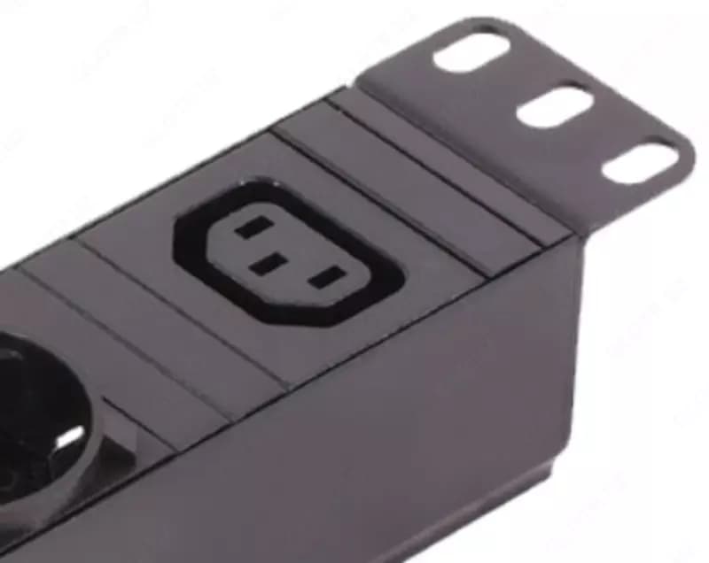 Распределитель питания APC EPDU1010B-SCH — 5