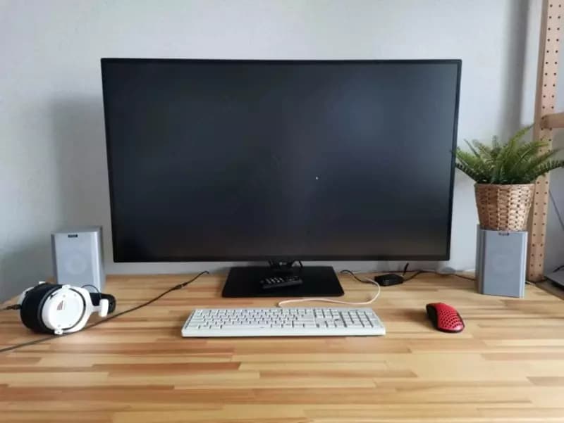 Монитор LG 43UN700-B 43” 4K — 3