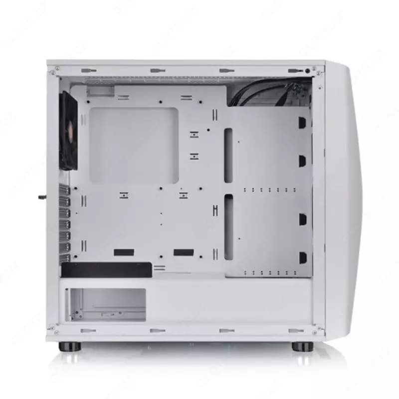 Компьютерный корпус Thermaltake Commander C34 TG White (CA-1N5-00M6WN-00). — 3