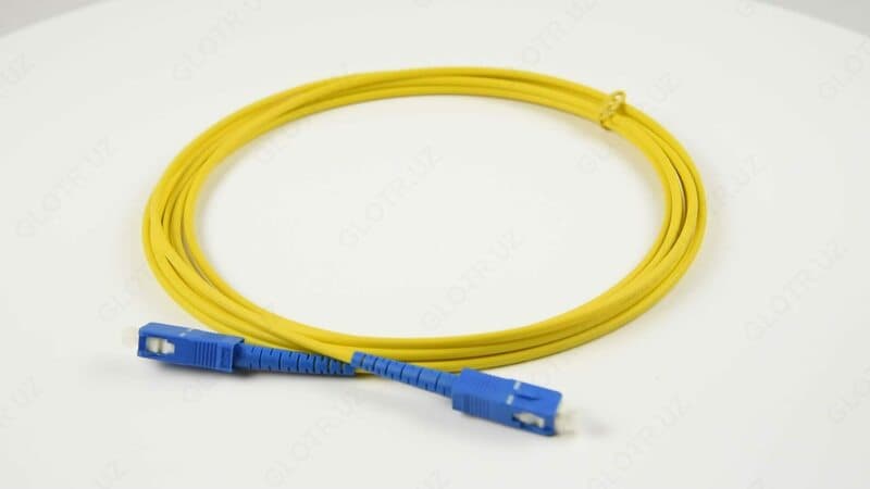 Patch cord simplex 2 LC- это отрезок оптического кабеля длиной 3 метра, — 2