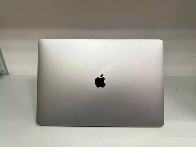 Ноутбук MacBook Pro 16 Core i7, DDR4 32Gb, SSD 1Tb, AMD Pro 560X 4 ГБ — 2