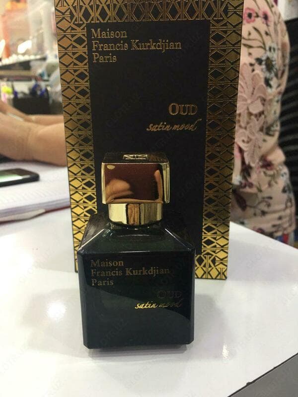 Универсальная парфюмерная вода ”Oud Satin Mood” Maison Francis Kurkdjian 50 мл — 2