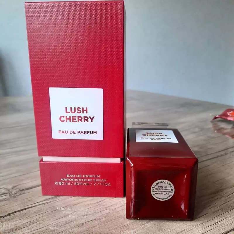 Парфюмированная вода Lush Cherry — 1