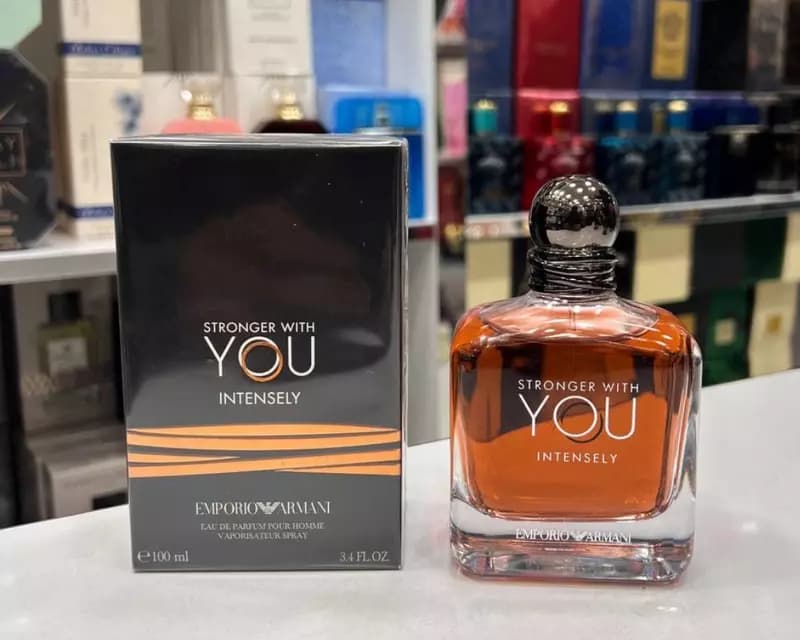 Мужской парфюм Emporio Armani Stronger With You Intensely — 2