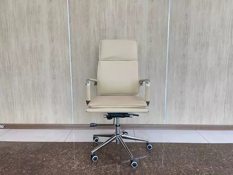 Офисное кресло Визитор Model: 5729A-H (беж) — 1