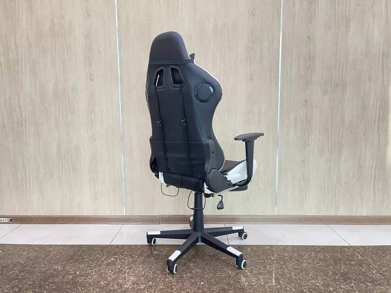 Игровое кресло Model:5727-PRO black white — 3