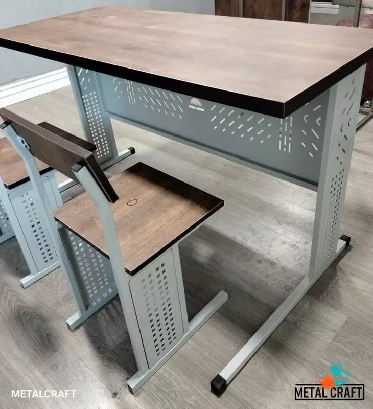 Школьная парта с двумя стульями "Metalcraft" 2-х местная, ЛДСП 16 мм — 1