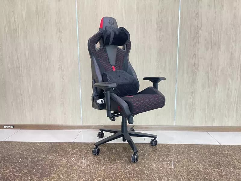 Игровое кресло Model:XC black-red — 1