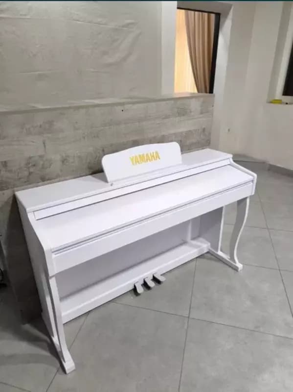 Цифровое пианино .Электронное пианино. Фортепиано Yamaha (белый) — 1