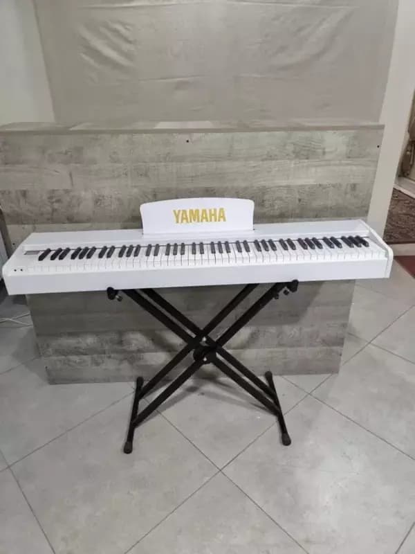 Цифровое пианино .Электронное пианино . Фортепиано Yamaha (белый) — 3