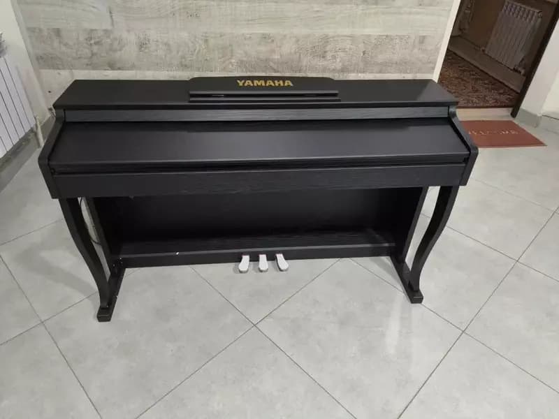 Цифровое пианино .Электронное пианино. Фортепиано Yamaha (черный) — 3