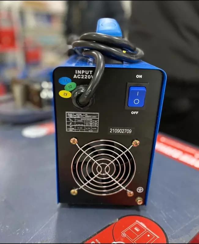 Инверторный сварочный аппарат Tribet ARC 200 — 3