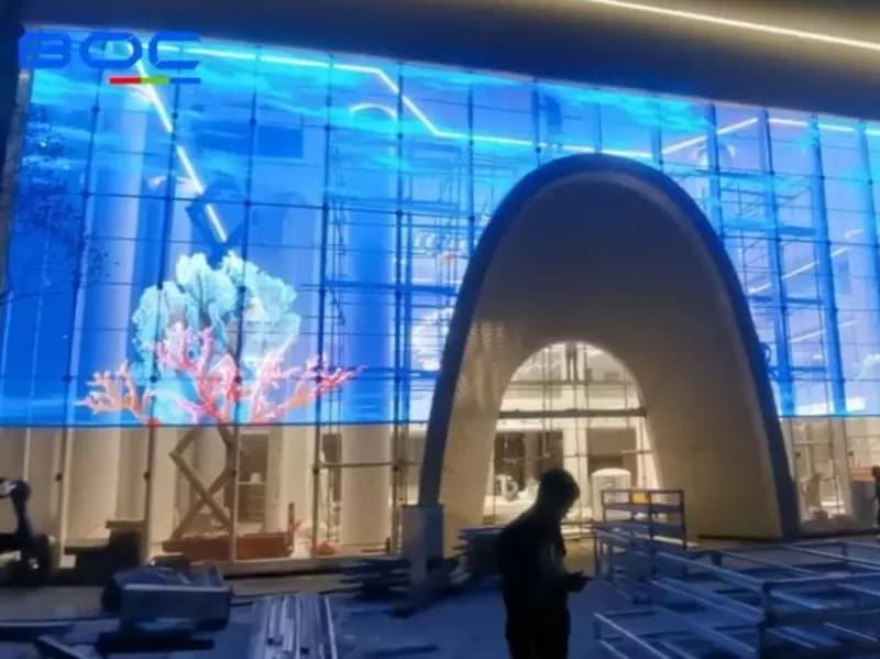Прозрачный LED экран (медиафасад) — 4