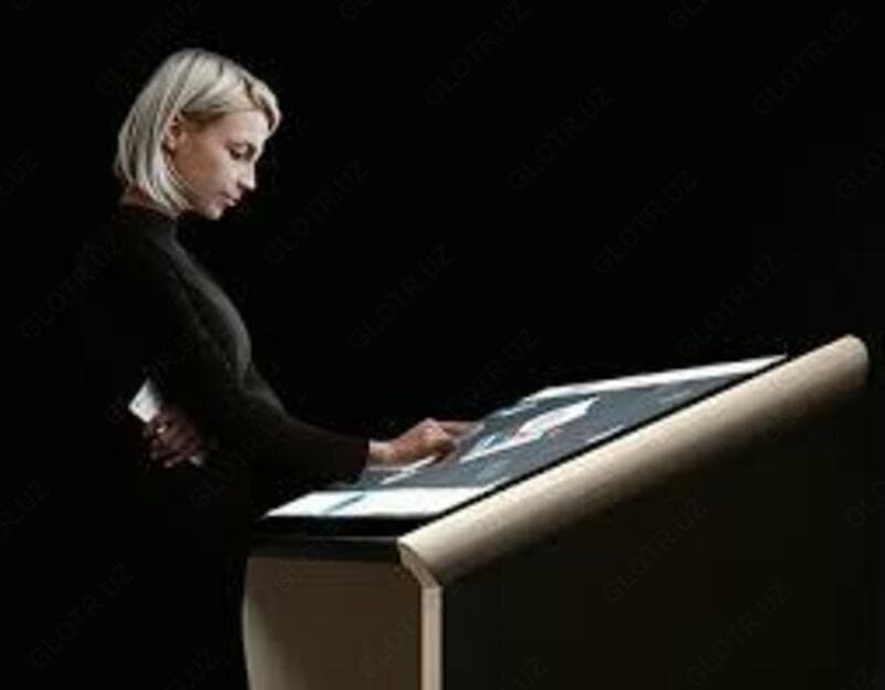 Инфокиоск горизонтальный 43” — 2