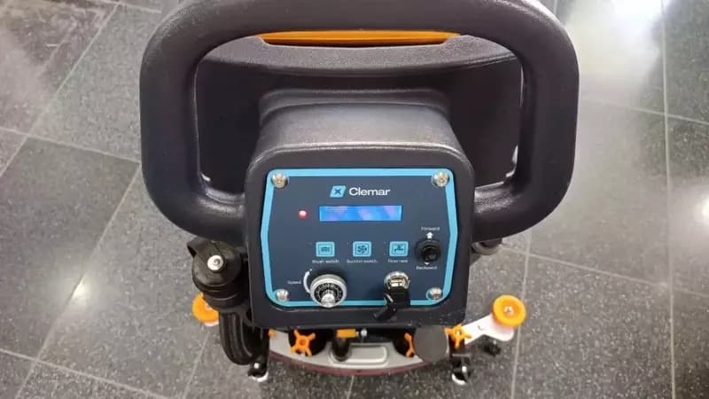 Поломоечная машина CLEMAR TM60 Бак 65 литр — 7