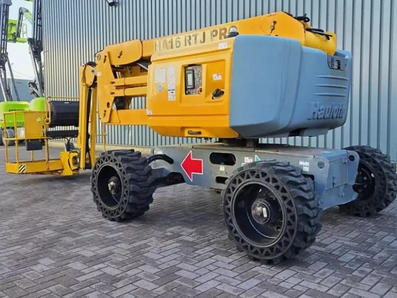 Коленчатый подъемник Haulotte HA16RTJ Pro — 2