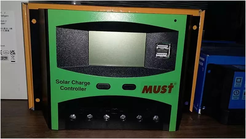 Контроллер заряда Must 60A Charge Controller — 1
