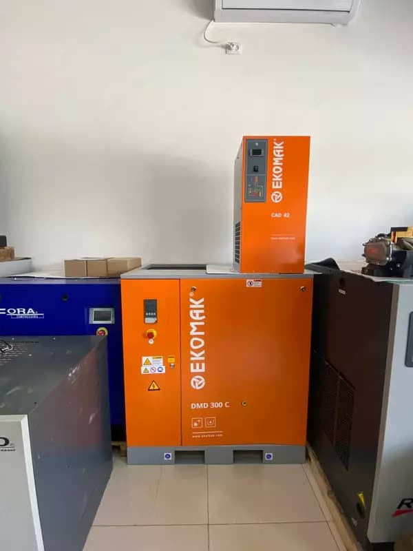 Воздушный винтовой компрессор EKOMAK (7.5-75 KW) — 2