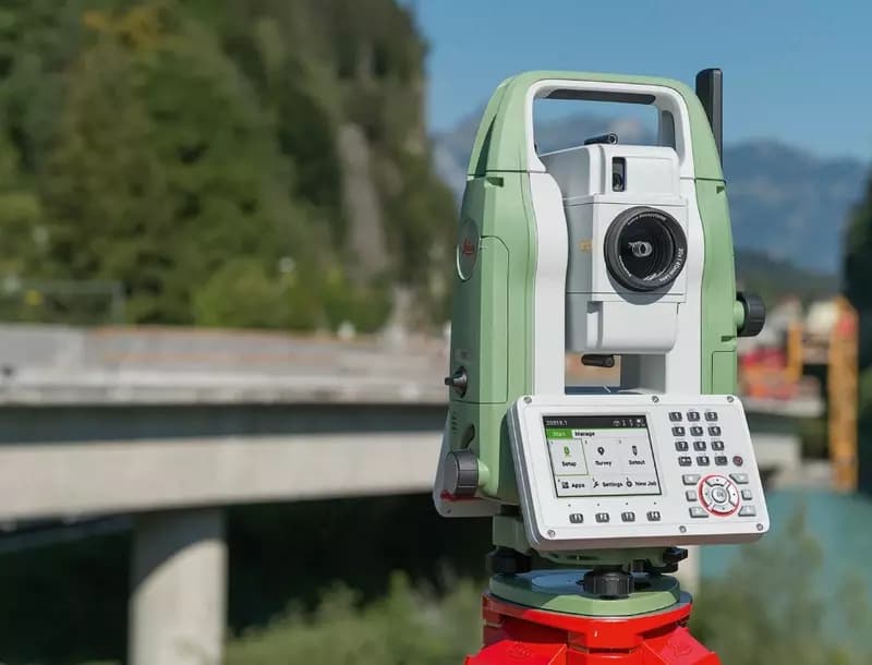 Электронные тахеометры Leica TS03 R500 ( 2,) — 3