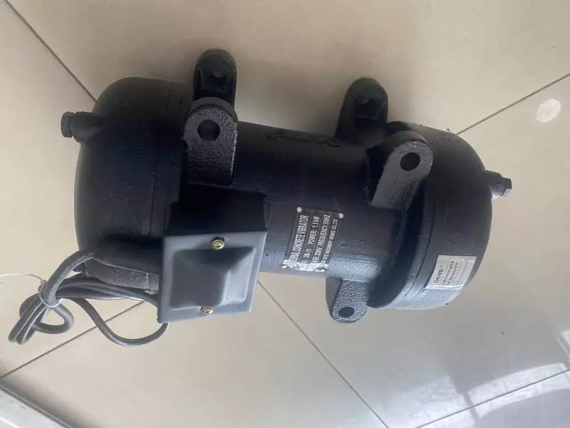 Площадочный вибратор GUTE (1,5 -2,2 kw) — 2