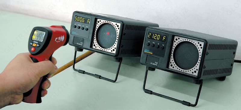 BX-500 — портативный калибратор для калибровки пирометров — 1