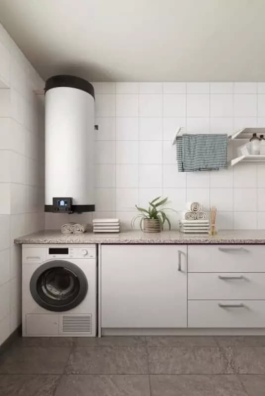 Внутренний настенный бак ГВС мульти-сплит системы "Daikin" EKHWET90BV3, 89 л, Multi+ (Белый/Черный) — 3