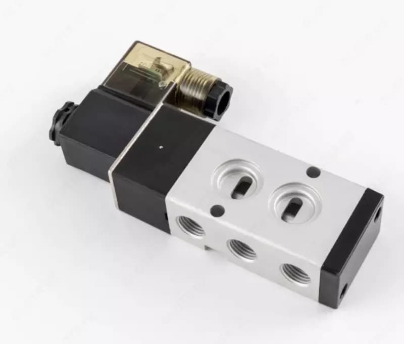 Электромагнитный клапан 24vdc модель 5/2 4V210-08 — 1