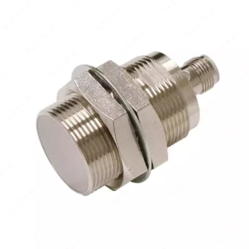 Датчик приближения индуктивный Omron E2E-X10C130-M1 — 2