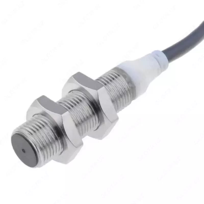 Датчик индуктивный Omron E2A-S08KS02-WP-B2-1 0.2M — 2