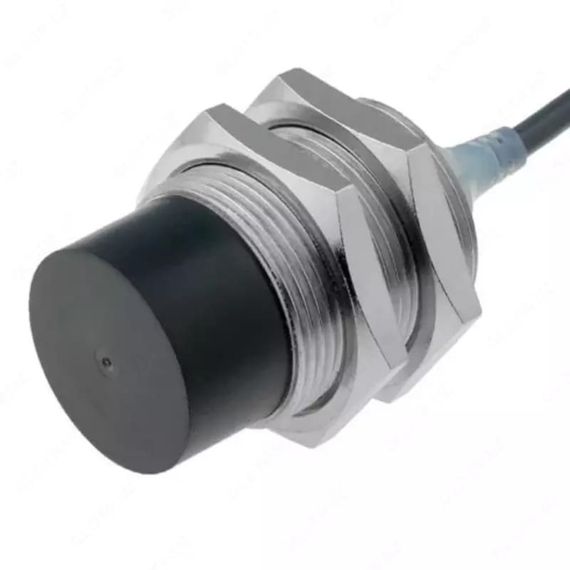 Датчик индуктивный Omron E2A-M30KN20-WP-C1 2M — 1