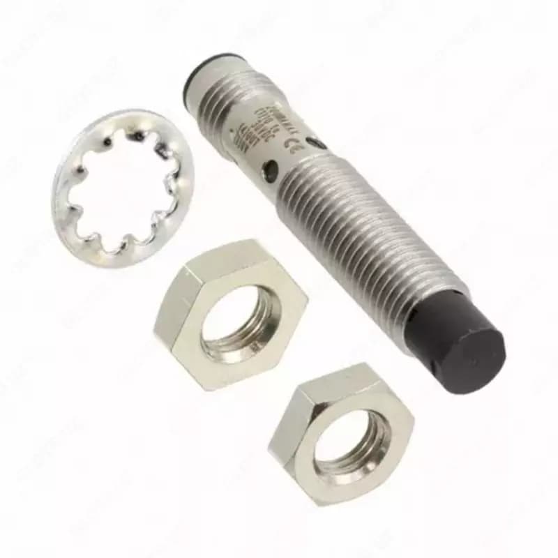 Датчик индуктивный Omron E2B-S08KN04-MC-B2 — 1