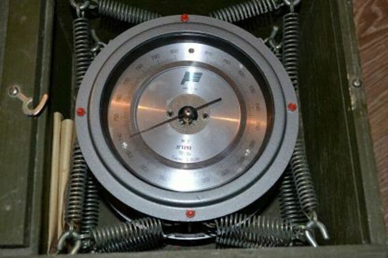 М-67 — барометр-анероид метеорологический контрольный — 1