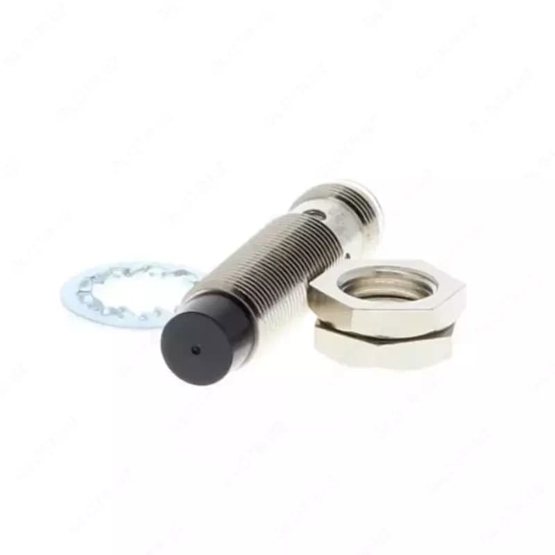Датчик индуктивный Omron E2A-M12KN05-M1-B1-TP — 2