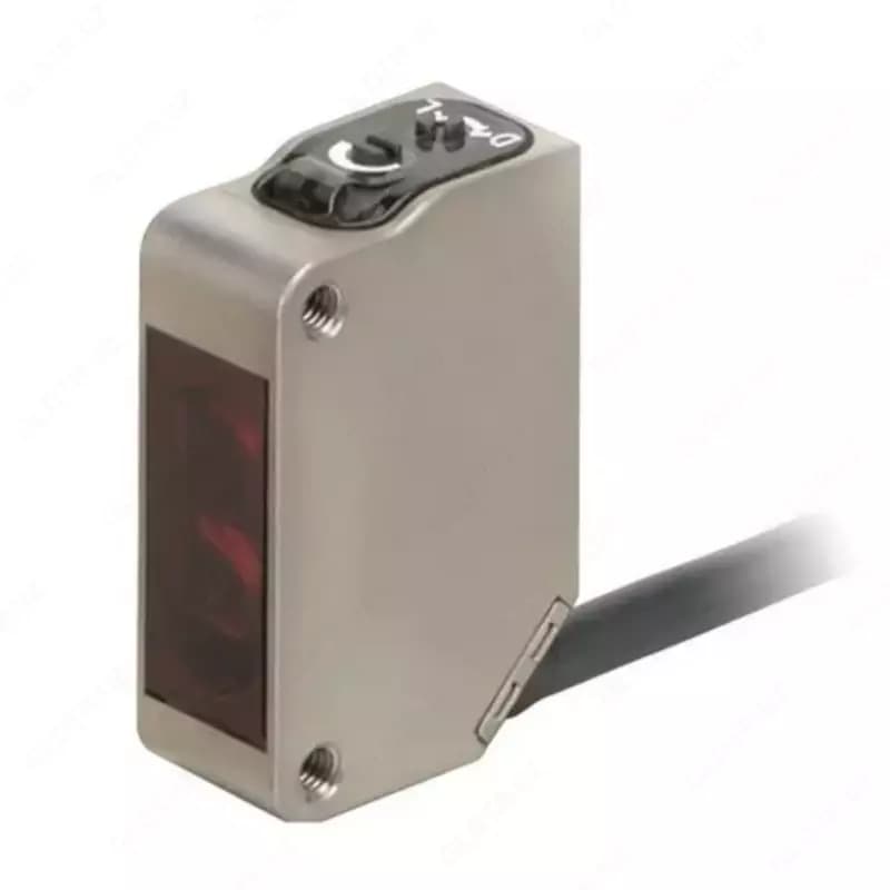 Датчик фотоэлектрический Omron E3ZM-D82-S1J 0.3M — 2
