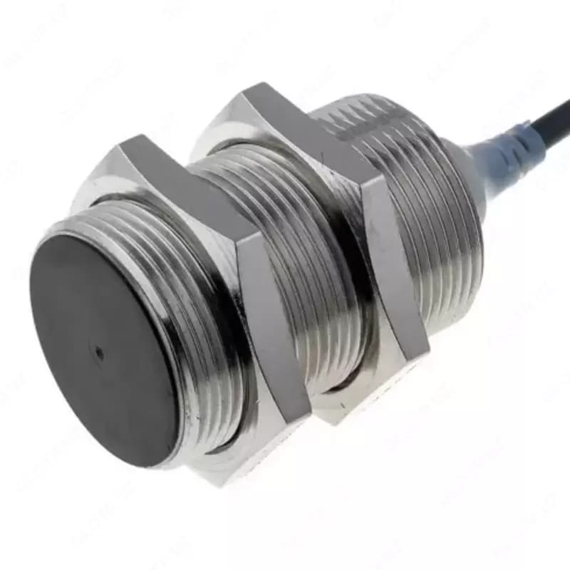 Датчик индуктивный Omron E2A-M30KS15-WP-B1 10M — 1