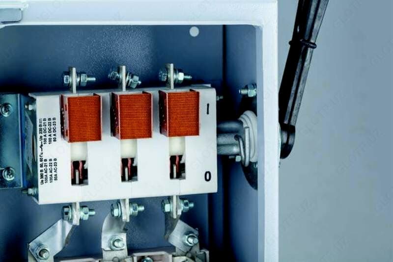 Ящик с рубильником-переключателем ЯРПП 400А IP54 с ПН-2 (ЯРП11М-771) Льгов — 2
