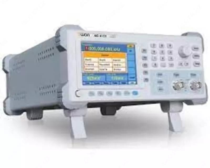 AWG-4152 — генератор сигналов специальной формы — 1