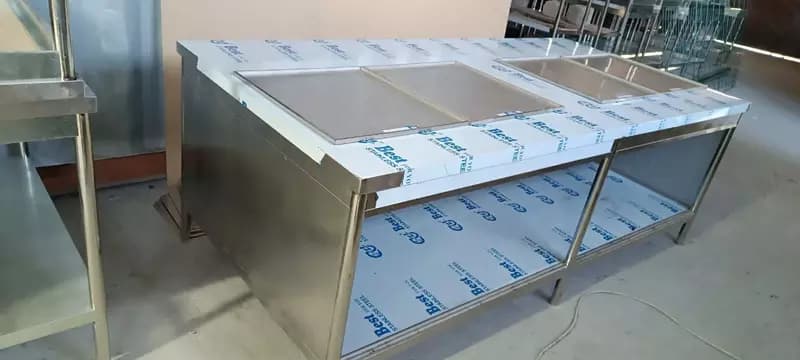 Стол-купе из нержавеющей стали с полкой — 2