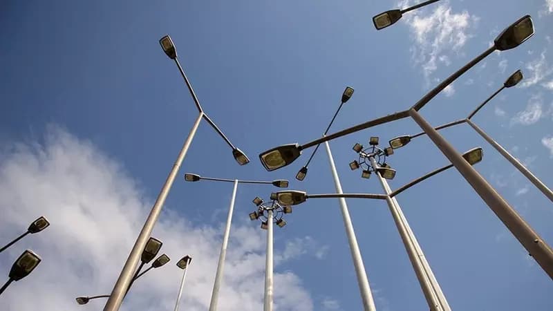 Оцинкованные граненые конические опоры освещения — 3